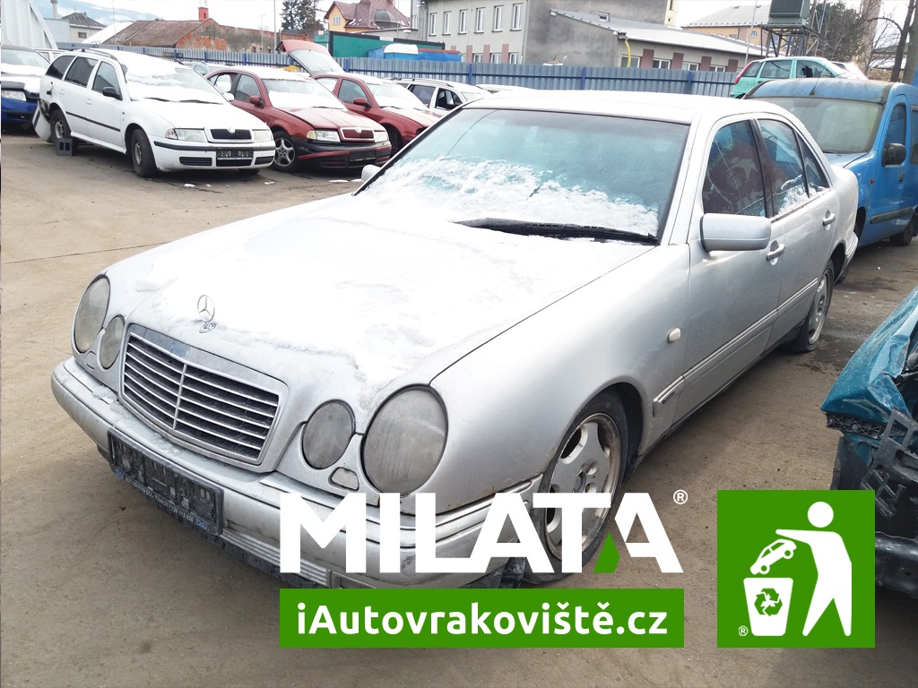 vrakoviste-mercedes-benz-e300-iautovrakoviste